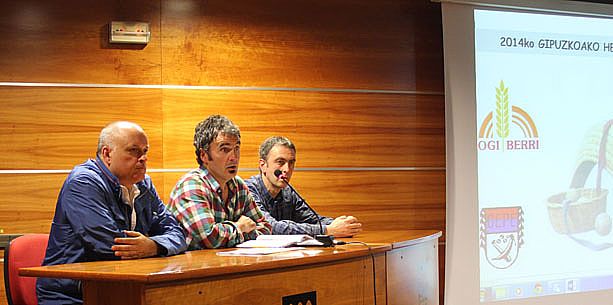 Herriarteko-txapelketaren-aurkezpenahandia