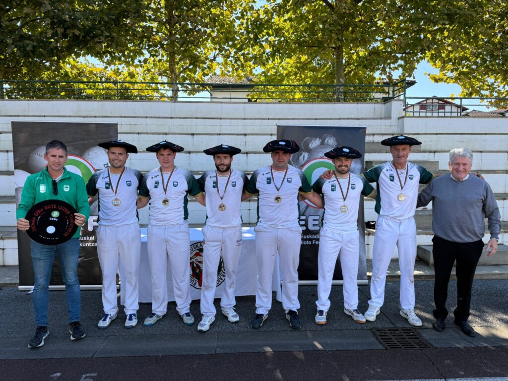 motion_photo_9051982175519691491